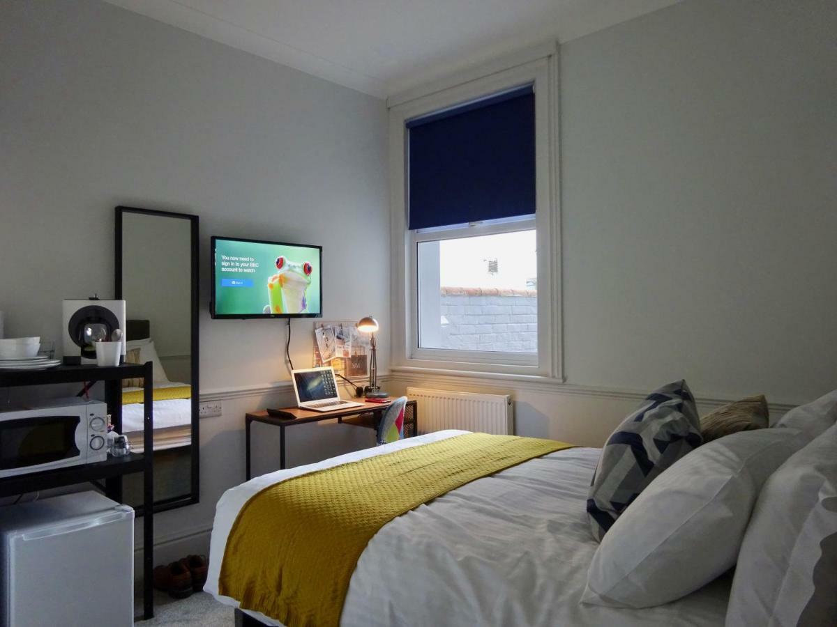 Reading Serviced Rooms ภายนอก รูปภาพ