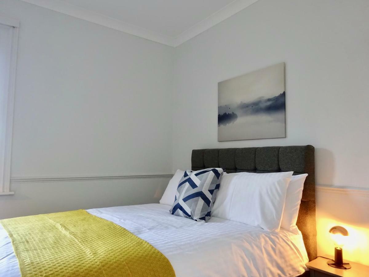 Reading Serviced Rooms ภายนอก รูปภาพ
